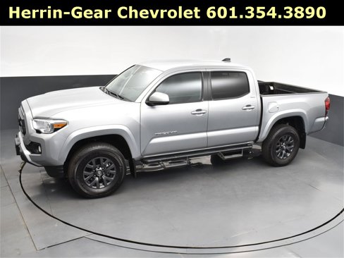 Used 2023 Toyota Tacoma SR5 image 32