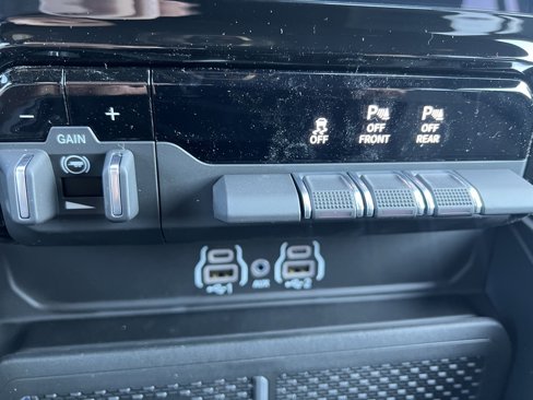 New 2026 RAM 1500 4x4 Crew Cab image 42