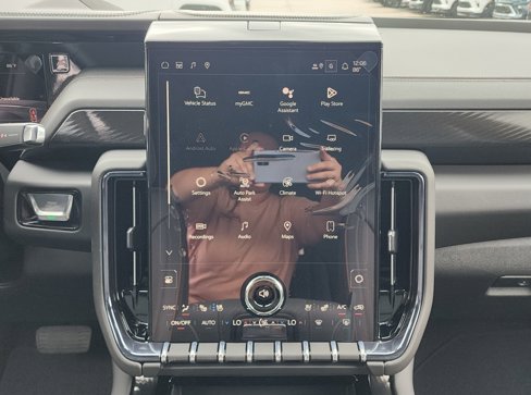 New 2026 GMC Yukon AT4 w/ AT4 Premium Package image 28