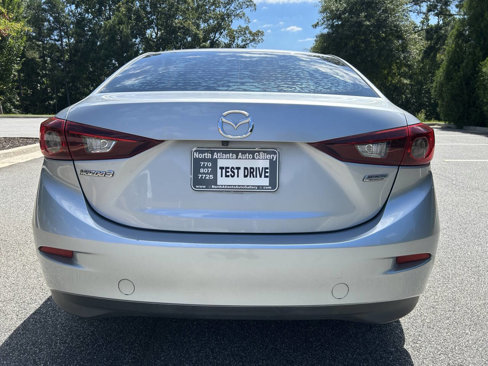 Used 2017 MAZDA MAZDA3 Touring image 5