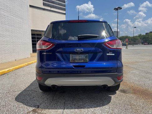 Used 2016 Ford Escape SE w/ Equipment Group 201A image 4