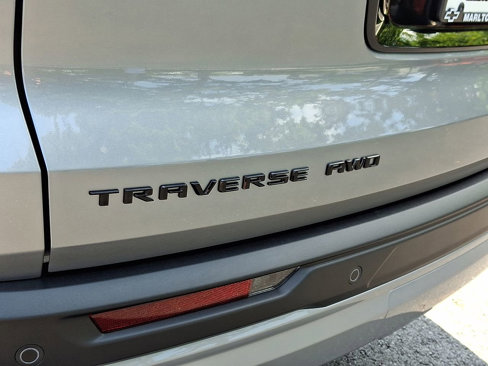 New 2026 Chevrolet Traverse Z71 w/ Driver Confidence Package image 19