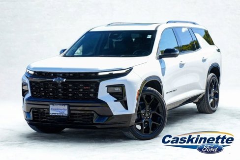 Used 2024 Chevrolet Traverse RS image 1