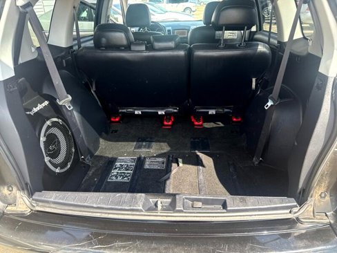 Used 2010 Mitsubishi Outlander XLS image 18
