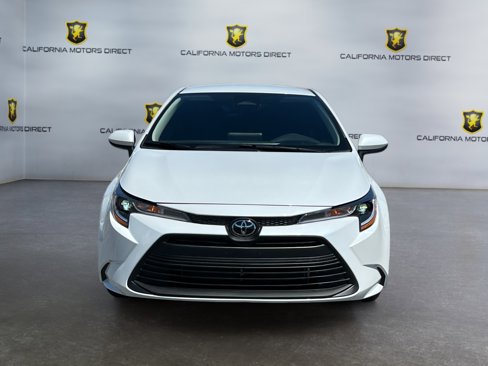 Used 2025 Toyota Corolla LE image 8