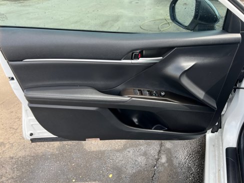 Used 2023 Toyota Camry XSE image 19