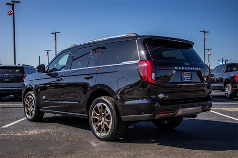 New 2025 Ford Expedition King Ranch image 10