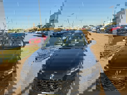 Used 2025 Honda HR-V EX-L image 2