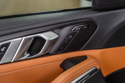 Used 2022 BMW X6 xDrive40i w/ M Sport Package image 50