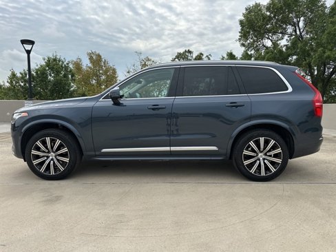 Certified 2025 Volvo XC90 B5 Core image 5