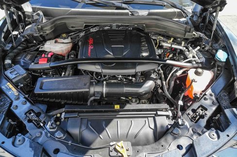 Used 2022 Alfa Romeo Stelvio Veloce image 25