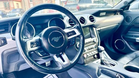 Used 2022 Ford Mustang Premium image 11