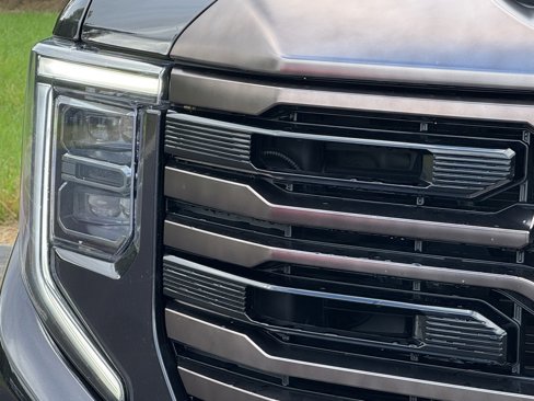 Used 2022 GMC Sierra 1500 AT4X image 4