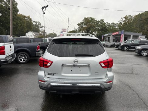 Used 2020 Nissan Pathfinder SL image 8
