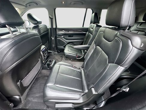Used 2022 Jeep Grand Cherokee L Limited image 23