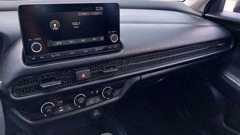 Used 2025 Honda HR-V LX image 21