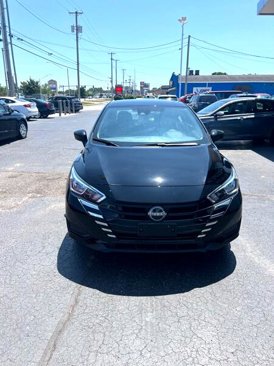Used 2023 Nissan Versa SV image 7