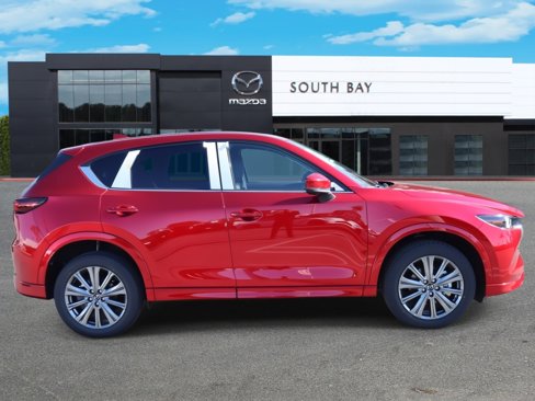 New 2025 MAZDA CX-5 Signature image 2