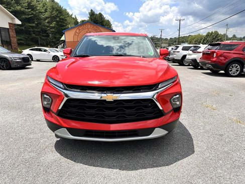Used 2023 Chevrolet Blazer LT image 2