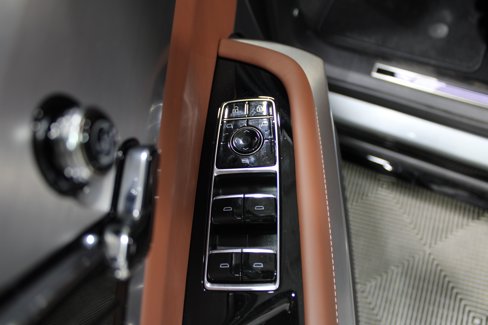 New 2026 Cadillac Vistiq Platinum image 7