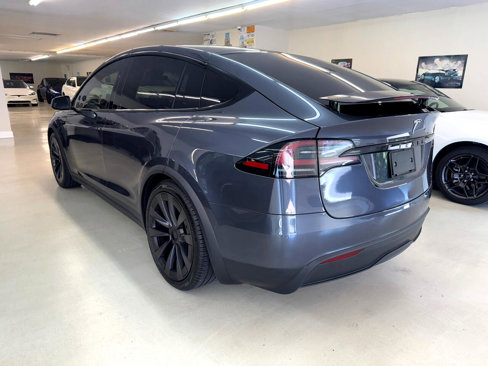 Used 2022 Tesla Model X image 5