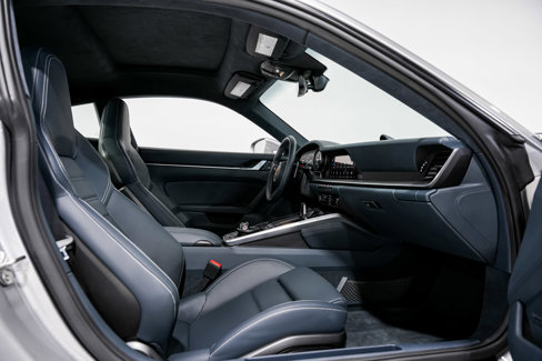 Used 2022 Porsche 911 Turbo S image 33