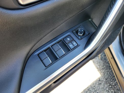 Used 2021 Toyota RAV4 XSE image 11