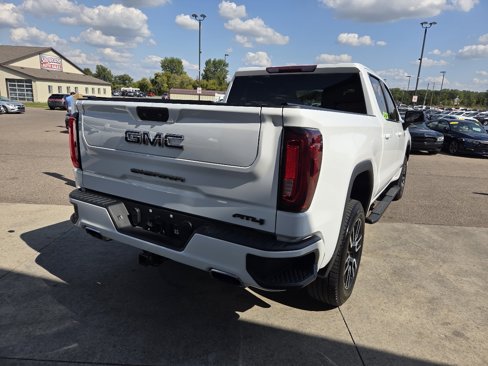 Used 2021 GMC Sierra 1500 AT4 image 5