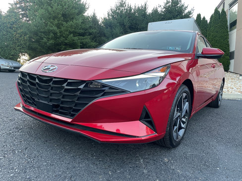 Used 2023 Hyundai Elantra SEL w/ Convenience Package image 12