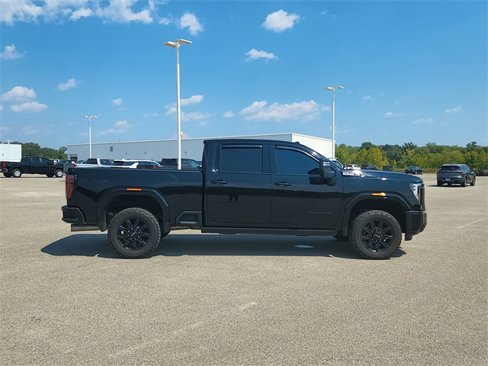 Used 2024 GMC Sierra 2500 AT4 w/ AT4 Premium Plus Package image 16