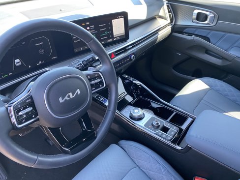 Used 2025 Kia Sorento SX Prestige image 18