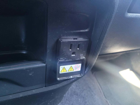 Used 2023 RAM 3500 Tradesman image 16