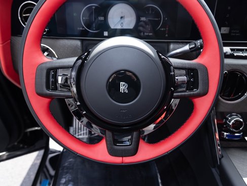 New 2025 Rolls-Royce Cullinan image 31