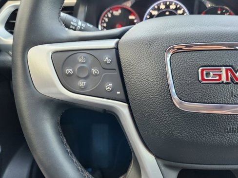 Used 2023 GMC Acadia SLT w/ Technology Package image 31
