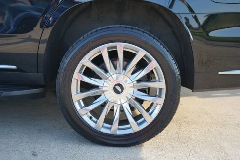 Used 2021 Cadillac Escalade Premium Luxury w/ LPO, Illumination Package image 14