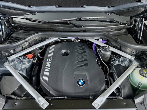 New 2026 BMW X5 xDrive40i w/ M Sport Package image 38