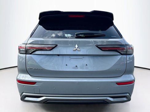New 2025 Mitsubishi Outlander SEL image 6