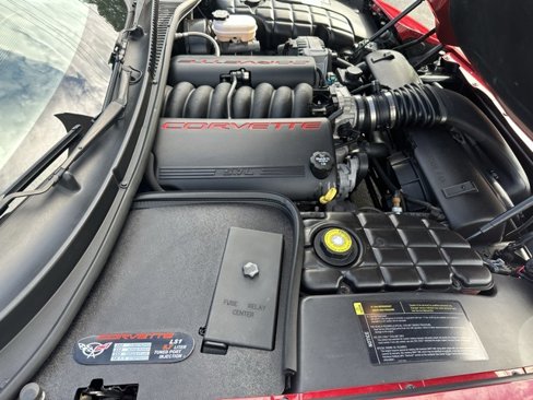 Used 2004 Chevrolet Corvette Convertible w/ Preferred Equipment Group image 11