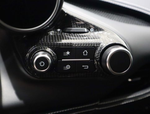 Certified 2022 Ferrari F8 Tributo image 36