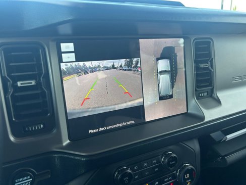 Used 2023 Ford Bronco Outer Banks image 19
