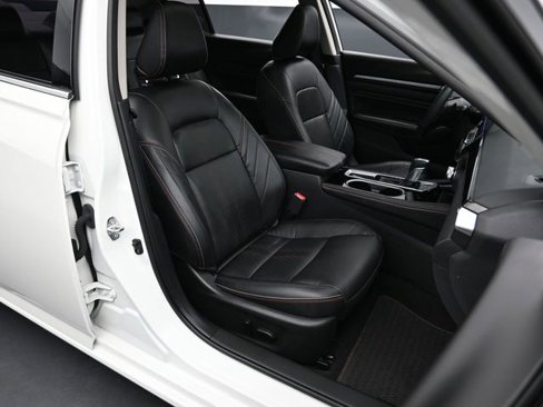 Used 2023 Nissan Altima 2.5 SR image 29