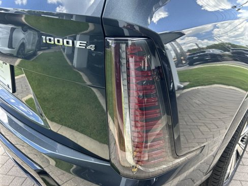 New 2026 Cadillac Escalade IQL Luxury image 9