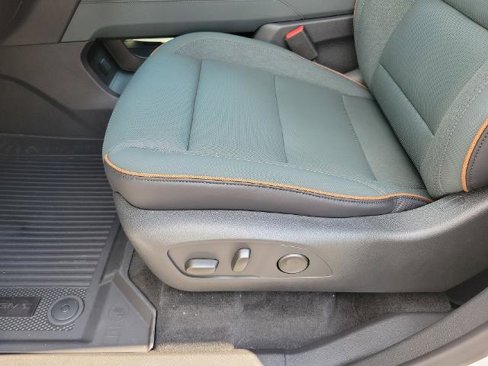 New 2026 GMC Acadia AT4 w/ Super Cruise Package image 12