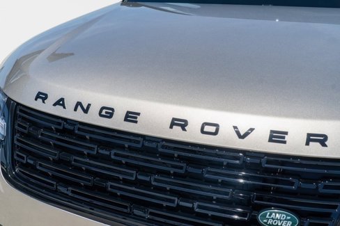 New 2026 Land Rover Range Rover Velar S image 9