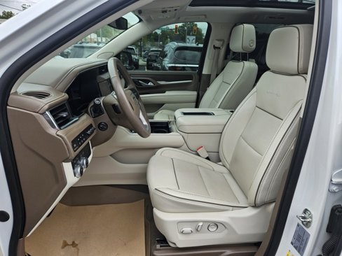 Certified 2023 GMC Yukon XL Denali w/ LPO, Floor Liner Package image 24