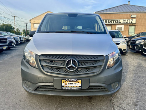 Used 2022 Mercedes-Benz Metris image 2