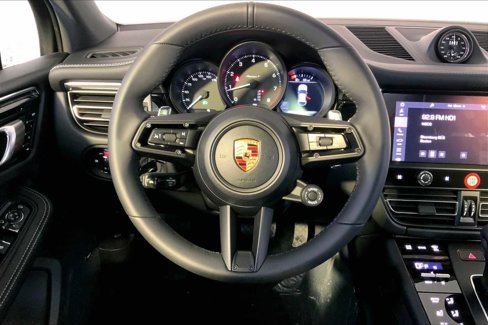 New 2026 Porsche Macan Turbo image 15