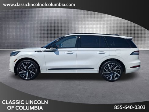 New 2025 Lincoln Aviator Black Label w/ Jet Appearance Package image 8