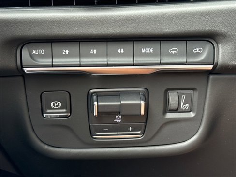 New 2025 Cadillac Escalade ESV Sport Platinum image 13