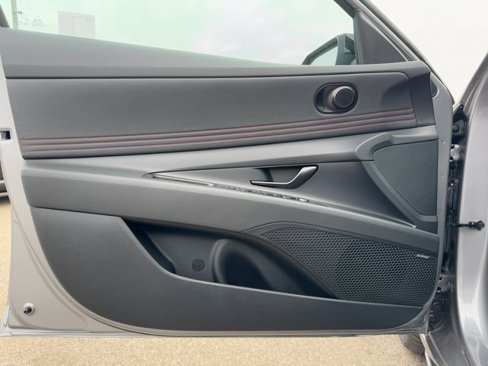 Certified 2025 Hyundai Elantra N Line image 15